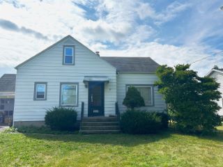 Foreclosed Home - 1803 BROADMOOR AVE, 46818
