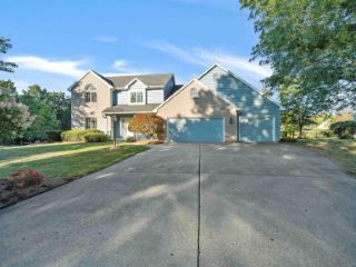 Foreclosed Home - 2722 CLIFFWOOD LN, 46825