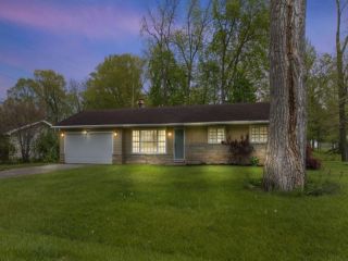 Foreclosed Home - 5041 WOODFORD DR, 46835