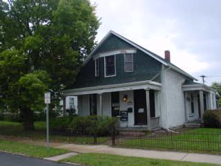 Foreclosed Home - 303 E WALNUT ST, 46901