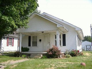 Foreclosed Home - 1015 LAGUNA ST, 46902