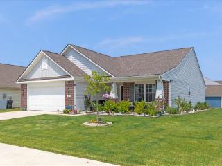 Foreclosed Home - 918 SAND WALK LN, 46902