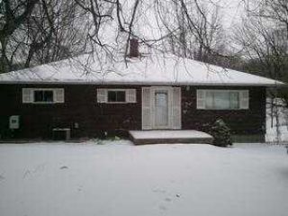 Foreclosed Home - 112 E 9TH ST, 46915