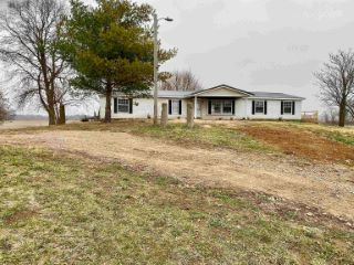 Foreclosed Home - 2263 E COUNTY ROAD 1250 S, 46932