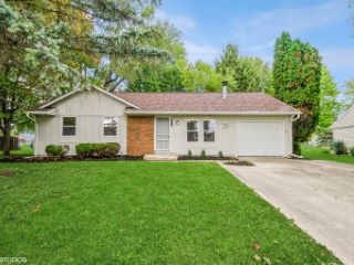 Foreclosed Home - 317 WALNUT DR, 46933