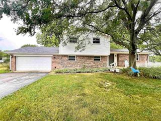 Foreclosed Home - 4210 N SHERRY DR, 46952
