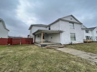 Foreclosed Home - 118 S G ST, 46952