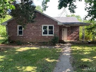 Foreclosed Home - 1016 E 29TH ST, 46953