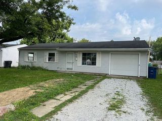 Foreclosed Home - 2154 N FAIRFIELD DR, 46953