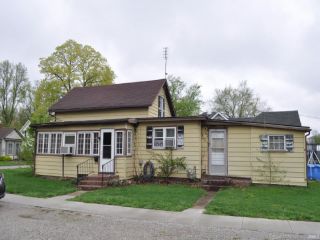 Foreclosed Home - 502 W 4TH ST, 46962