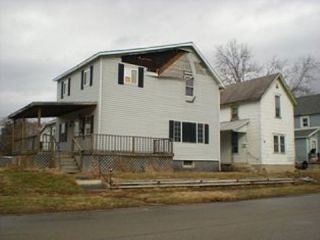 Foreclosed Home - 74 E WARREN ST, 46970
