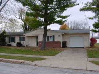 Foreclosed Home - 1504 FORBES AVE, 46970