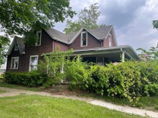 Foreclosed Home - 1528 MAIN ST, 46975