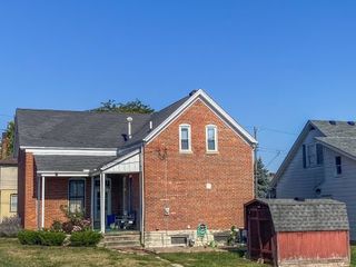 Foreclosed Home - 102 N DEPOT ST, 47006