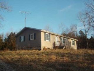 Foreclosed Home - 2499 S FRIENDSHIP RD, 47031