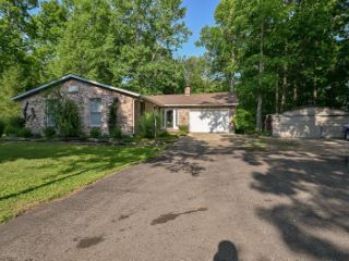 Foreclosed Home - 20718 WEISBURG RD, 47041