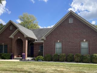 Foreclosed Home - 32 PACKET BLVD, 47043