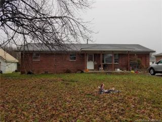 Foreclosed Home - 2318 N LAKE VIEW DR, 47102