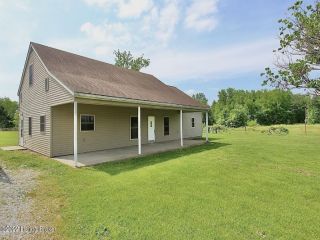 Foreclosed Home - 14510 STATE ROAD 60, 47106