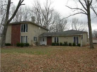 Foreclosed Home - 8510 DILLON RD, 47111