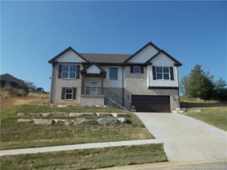 Foreclosed Home - 1007 CHARLET RIDGE DR, 47119