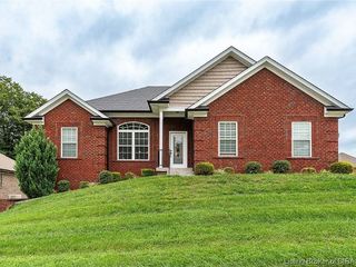 Foreclosed Home - 1022 HERITAGE WAY, 47124