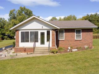 Foreclosed Home - 9466 ARTHUR COFFMAN RD, 47124