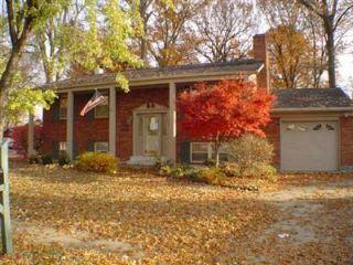 Foreclosed Home - 806 PARKWOOD DR, 47129