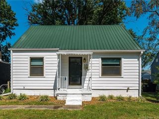 Foreclosed Home - 538 N MARSHALL AVE, 47129
