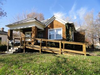 Foreclosed Home - 617 E 9TH ST, 47130