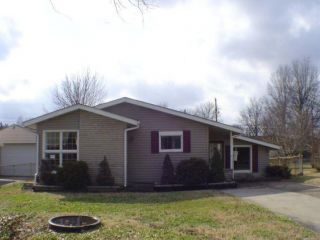 Foreclosed Home - 527 CHIPPEWA DR, 47130