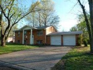 Foreclosed Home - 134 EDGEWOOD LN, 47130