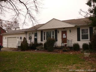 Foreclosed Home - 1413 E 9TH ST, 47130