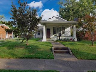 Foreclosed Home - 221 W PARK PL, 47130
