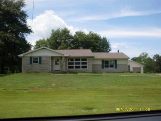 Foreclosed Home - 294 S THOMPSON RD, 47138
