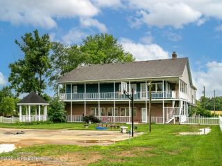 Foreclosed Home - 10221 STRICKER RD, 47143