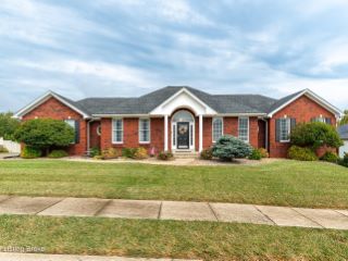 Foreclosed Home - 4207 MACGREGOR PL, 47150