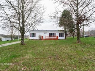 Foreclosed Home - 5825 East Priddy Road, 47165