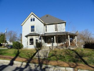 Foreclosed Home - 307 W MARKET ST, 47167