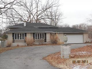 Foreclosed Home - 2197 W BOBWHITE DR, 47170