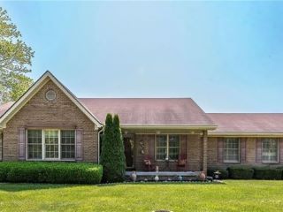 Foreclosed Home - 1820 TWINBROOK DR, 47172