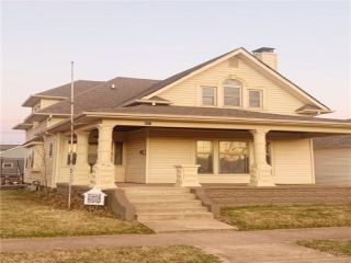 Foreclosed Home - 647 MAPLE ST, 47201