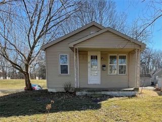 Foreclosed Home - 2105 10TH ST, 47201