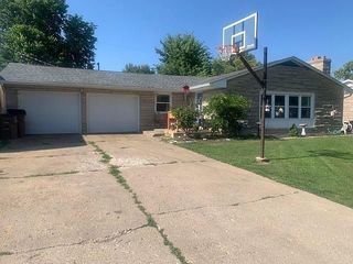 Foreclosed Home - 2830 19TH ST, 47201