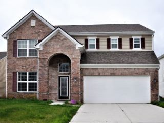 Foreclosed Home - 2427 CREEKLAND DR, 47201
