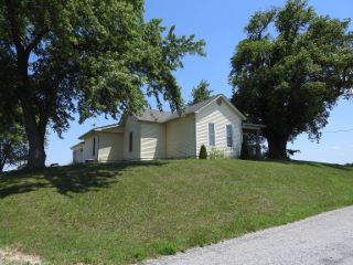 Foreclosed Home - List 100776087