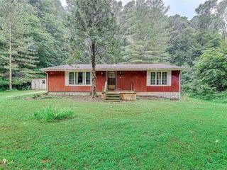 Foreclosed Home - 8045 E COUNTY ROAD 975 N, 47223