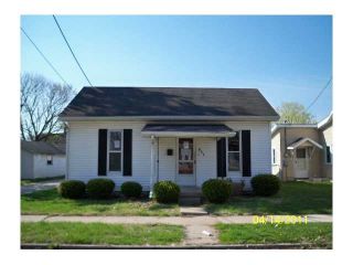 Foreclosed Home - 211 W WILSON ST, 47240