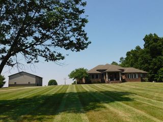 Foreclosed Home - 11166 E COUNTY ROAD 200 N, 47246