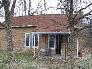 Foreclosed Home - 6410 N STATE HIGHWAY 7, 47273